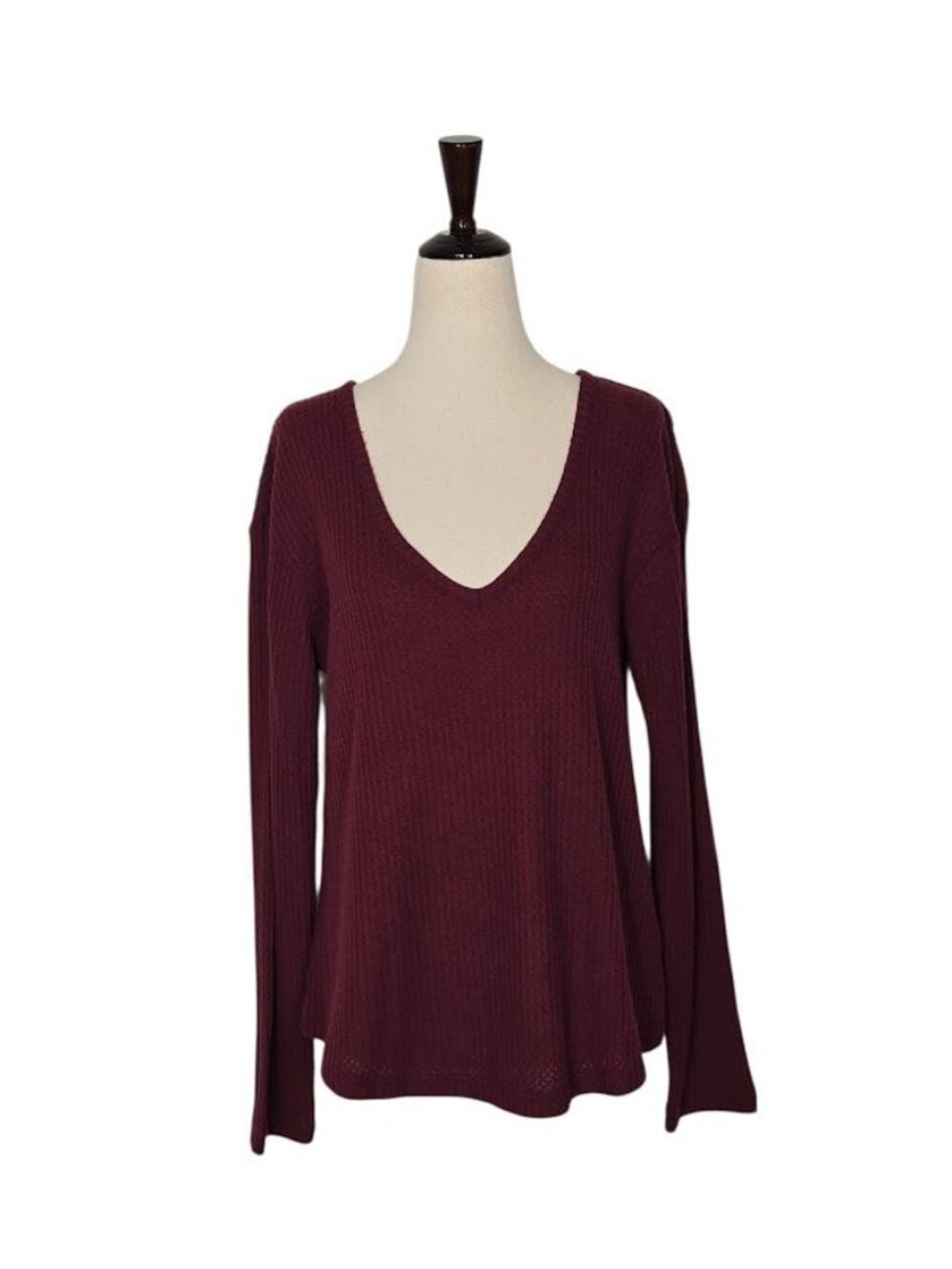 ABOUND Women's S Burgundy Thermal Knit Deep V Neck Long Sleeve Tunic Top NWOT